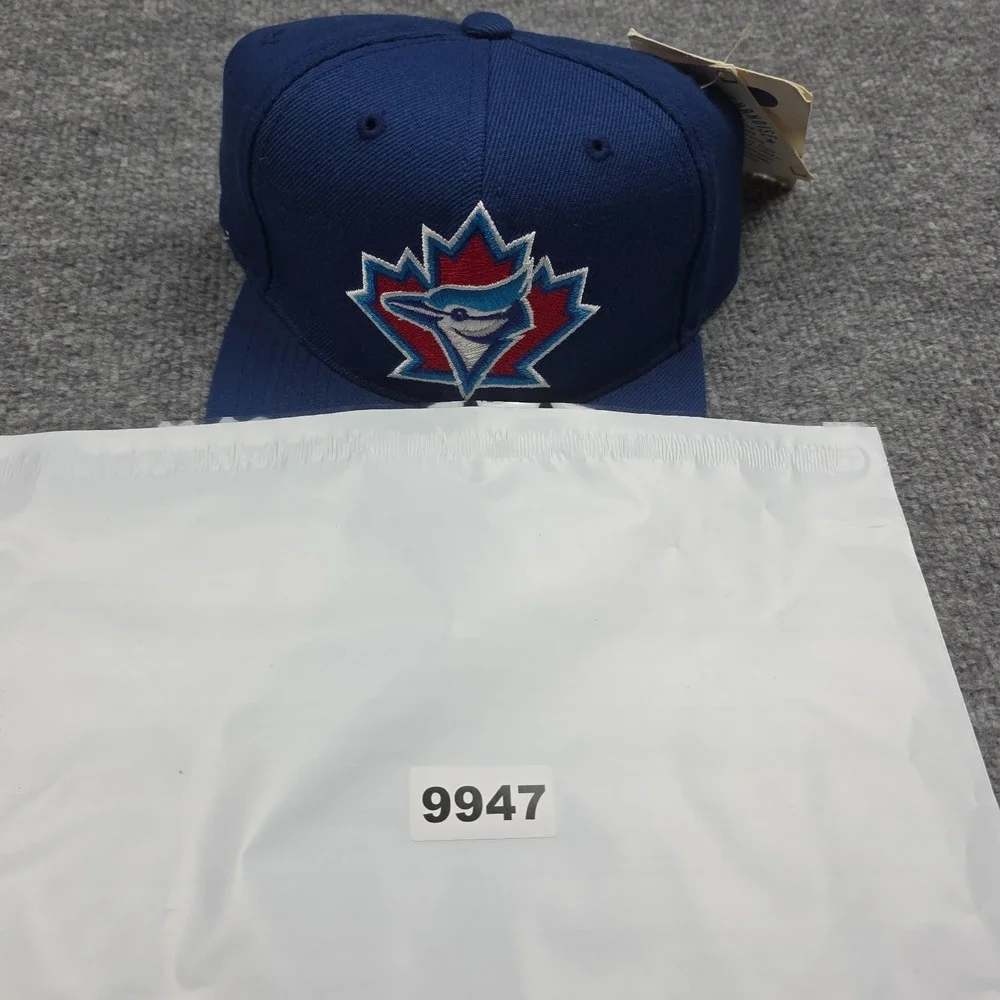 Vintage Toronto Blue Jays Hat YOUTH 6 3/4 Blue Sports Specialties NWT Fitted